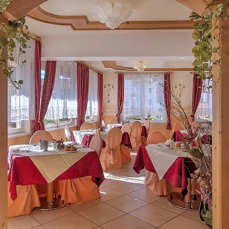 Al Posta 1899 Hotel 4*